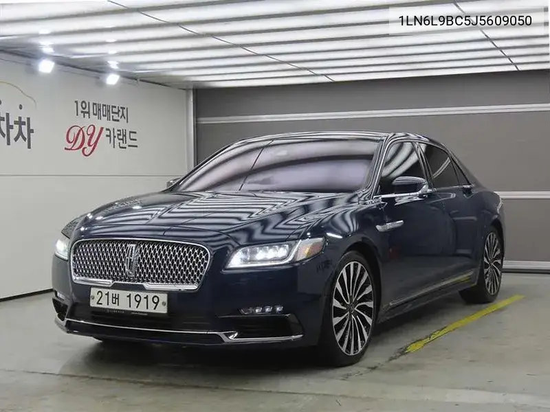 2018 Continental 10Th Generation 3.0 Presidential Awd