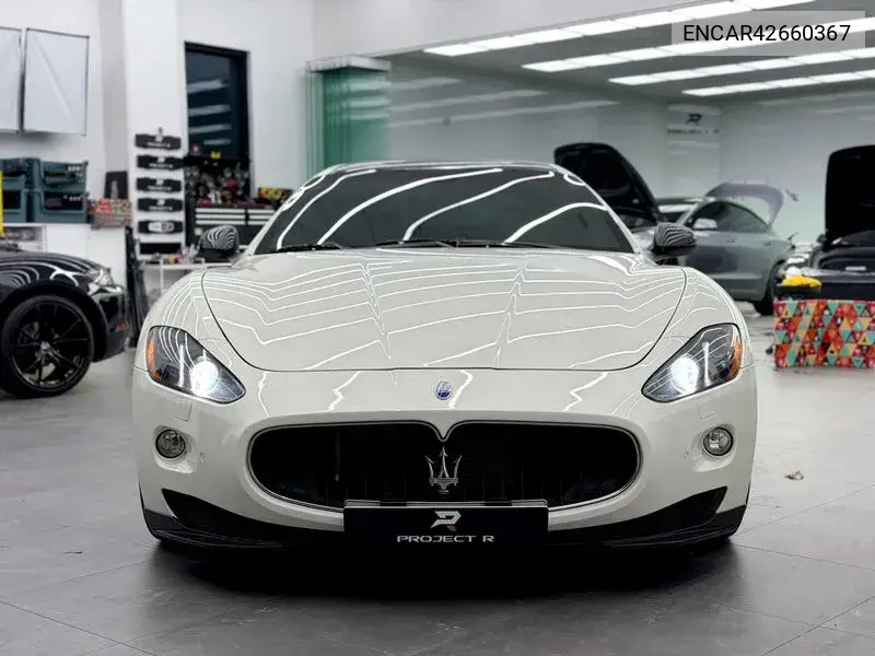2011 Gran Turismo S 4.7 Mc Sports 1St Generation