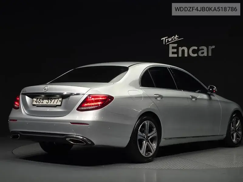 2018 E-Class W213 E300 Avantgarde