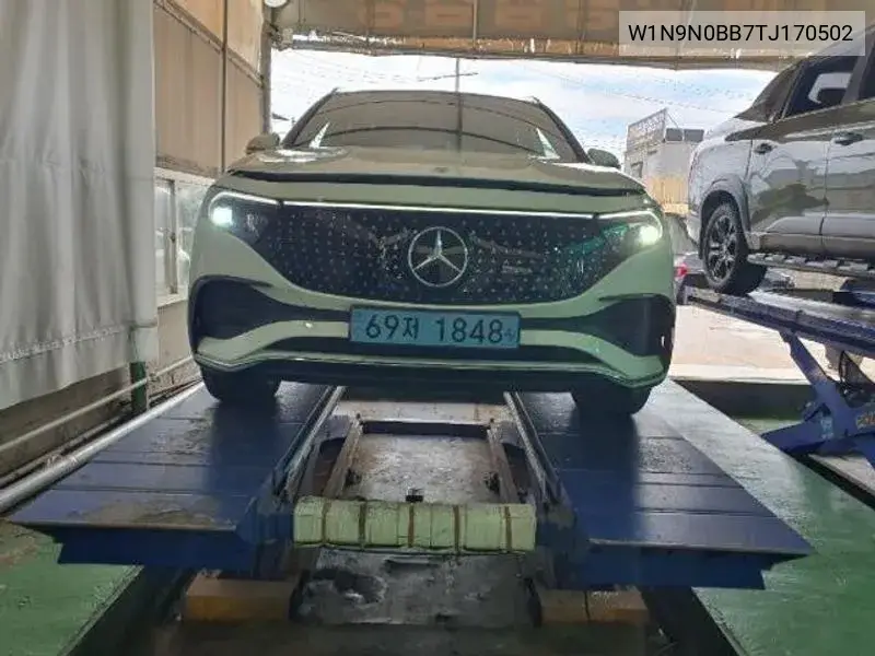 2025 Eqa H243 Eqa250 Amg Line