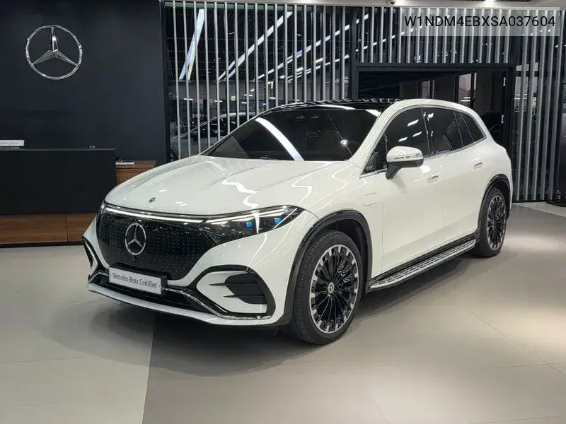 2025 Eqs Suv X296 Eqs580 4Matic