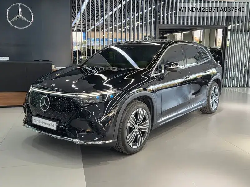 2026 Eqs Suv X296 Eqs450 4Matic