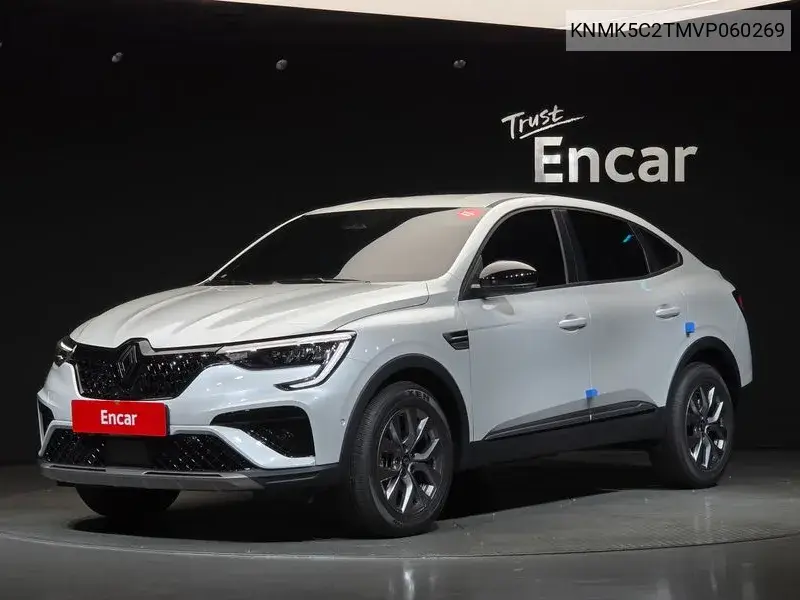 2026 Arcana 1.6 E-Tech Iconic
