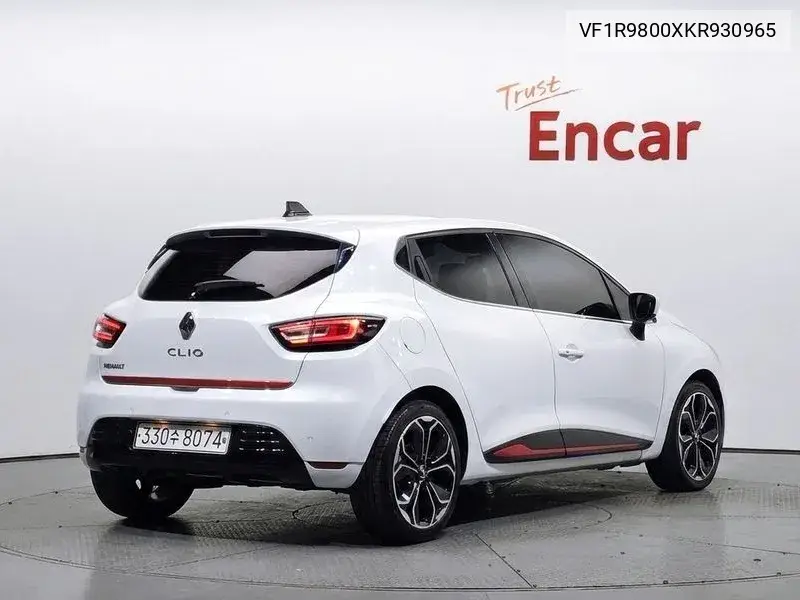 2019 Clio Intense Panoramic