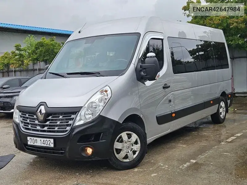 2019 Master 2.3 15-Seater