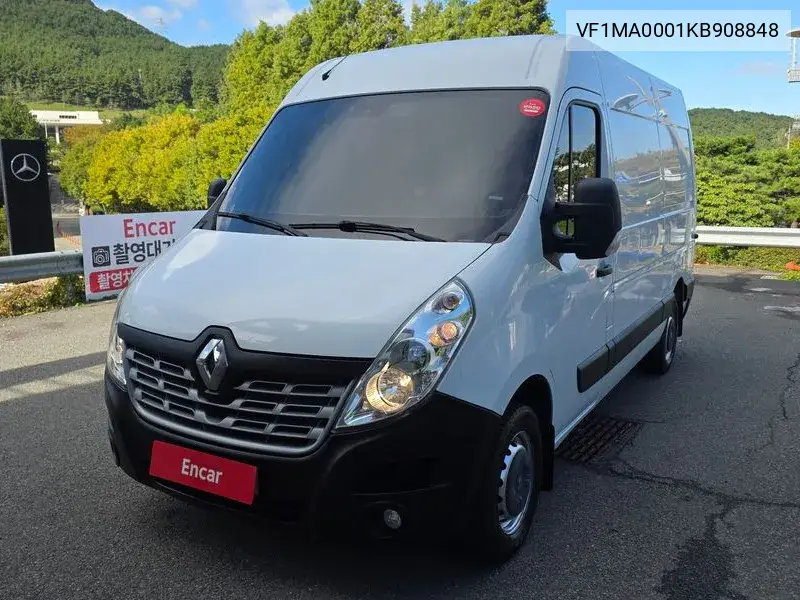 2019 Master 2.3 Van L