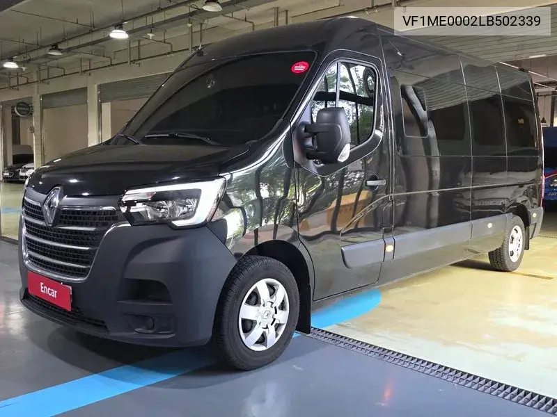 2020 Master 2.3 15-Seater