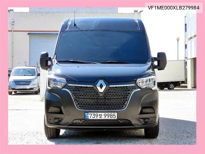 2020 Master 2.3 13-Seater