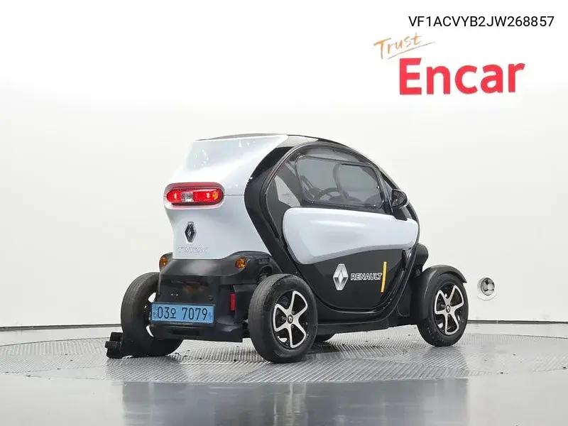 2018 Twizy Intense (2-Seater)