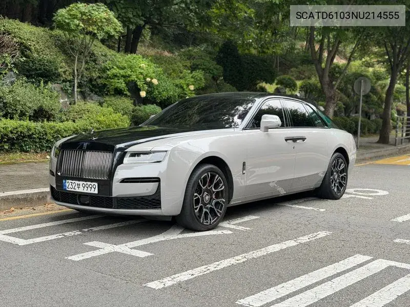 2022 Ghost 2Nd Generation 6.7 V12 Black Badge