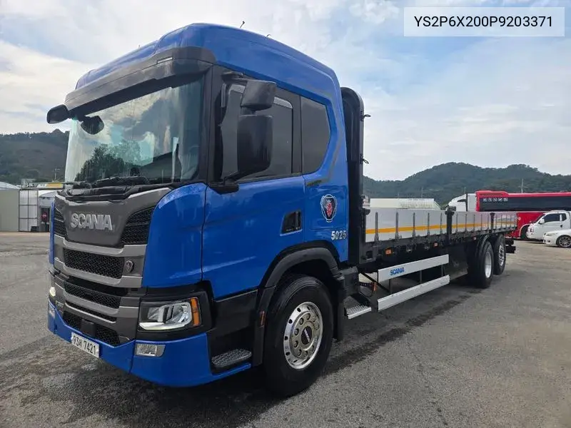 2022 Cargo Truck 6X2