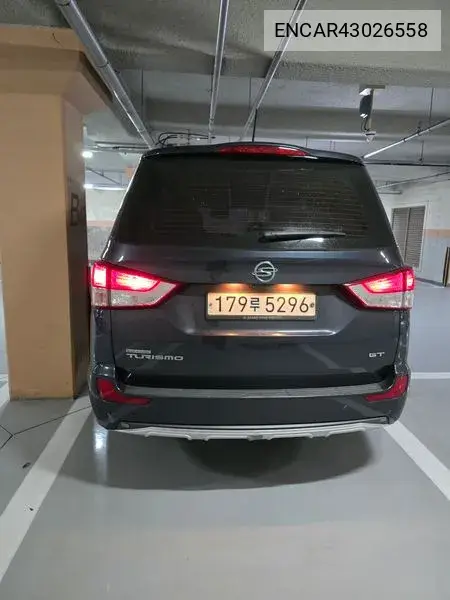 2013 Korando Turismo 4Wd Lt 11-Seater
