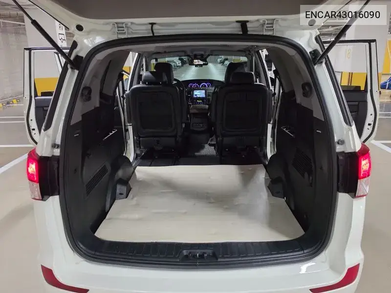 2016 Korando Turismo 4Wd Rx 9-Seater