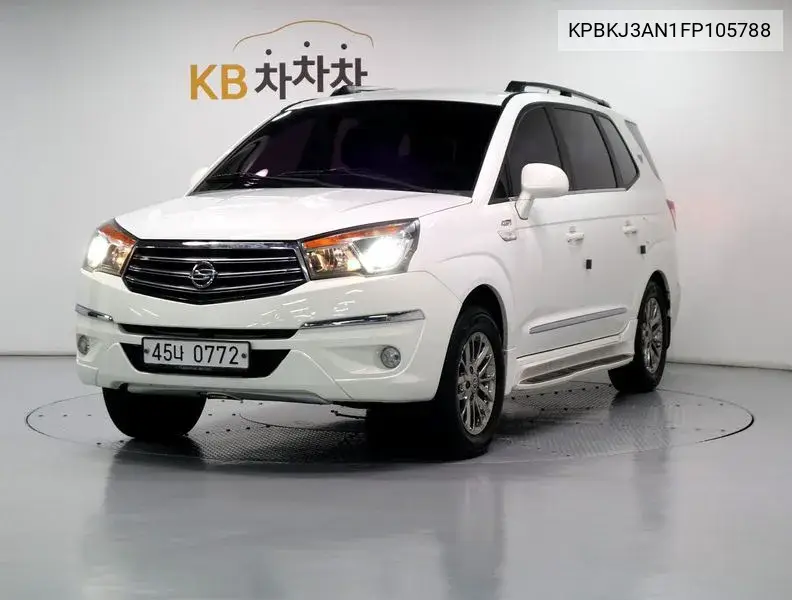 2015 Korando Turismo 4Wd Extreme 9-Seater