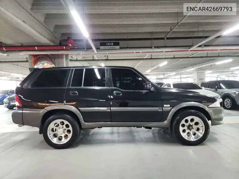 2004 New Musso Gasoline 320Lx