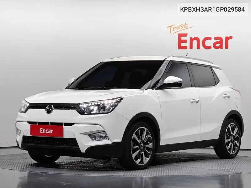 2015 Tivoli Lx 2Wd Top-Of-The-Line Model