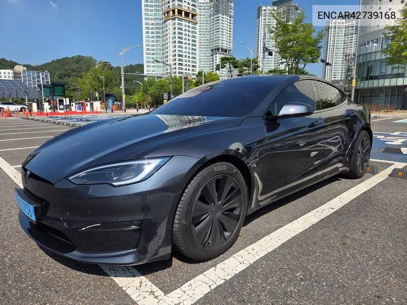 2023 Model S Plaid