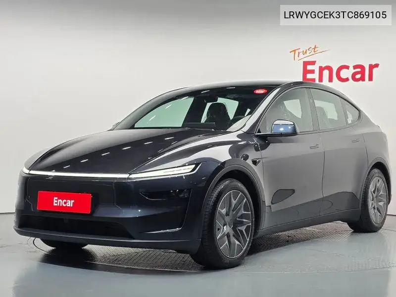 2026 Model Y L Long-Range Awd