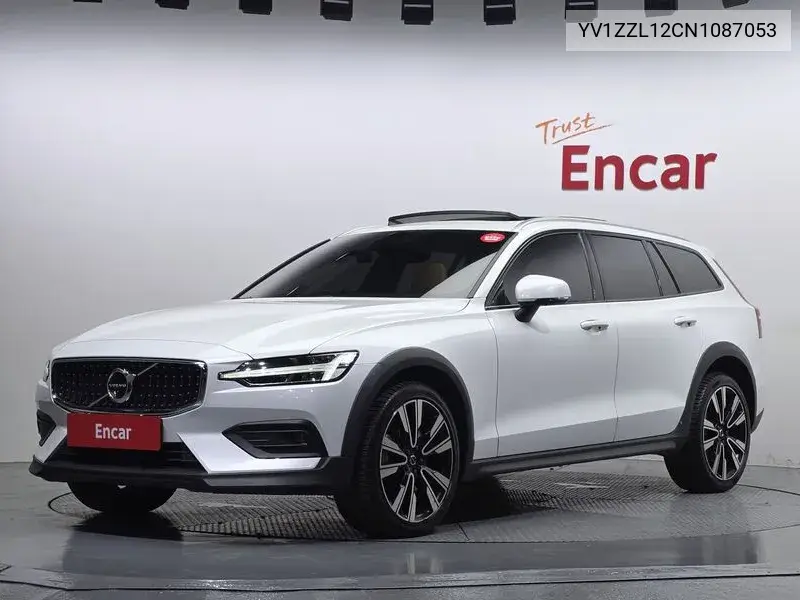 2021 V60 Cross Country 2Nd Generation B5 Pro Awd