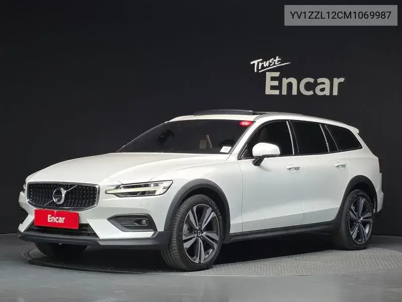 2021 V60 Cross Country 2Nd Generation B5 Pro Awd
