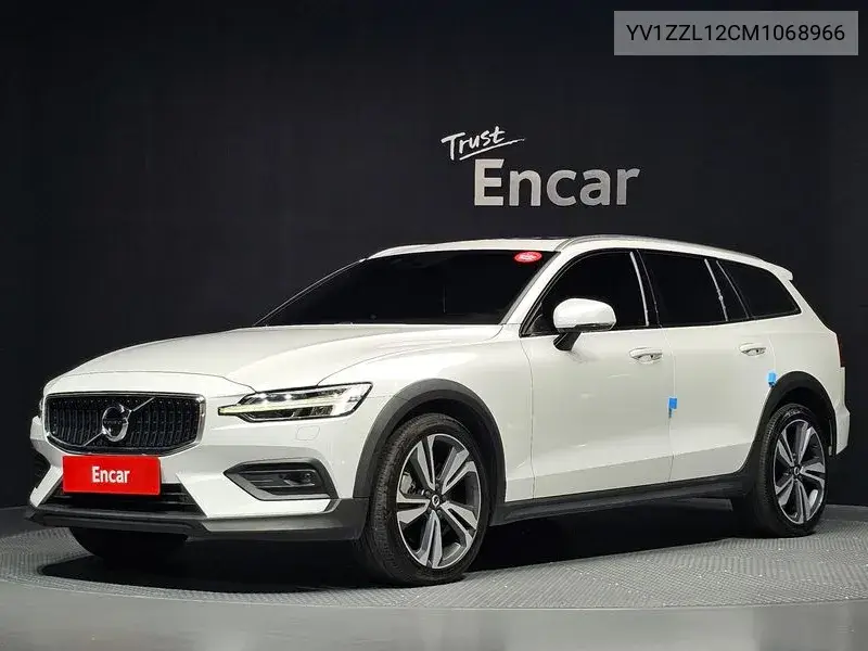 2021 V60 Cross Country 2Nd Generation B5 Pro Awd