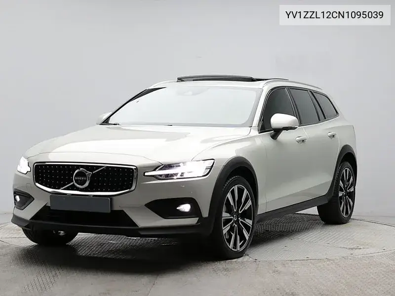 2022 V60 Cross Country 2Nd Generation B5 Pro Awd