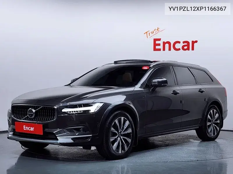 2023 V90 Cross Country B5 Ultimate Awd