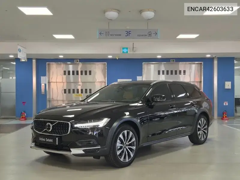 2025 V90 크로스컨트리 B5 울트라 Awd