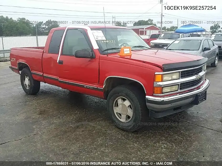 Chevrolet GMT-400