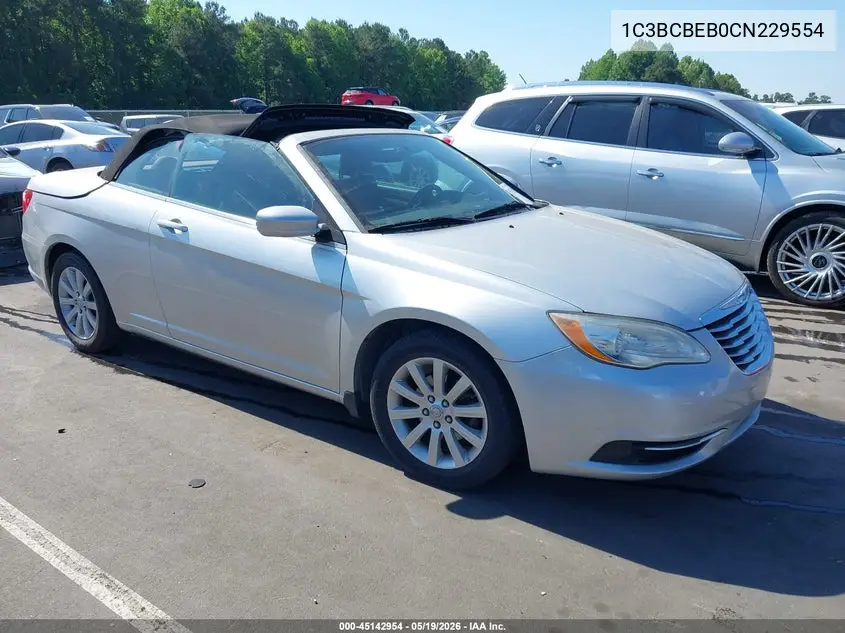 Chrysler 200 (I)