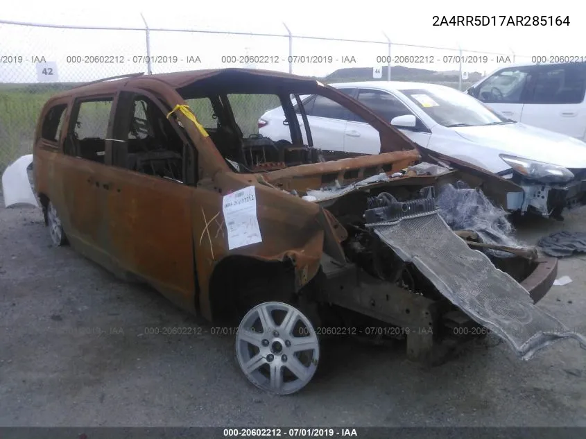 Chrysler Town & Country (V)