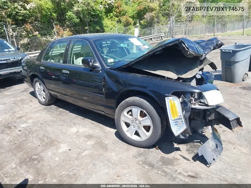 Ford Crown Victoria (II)