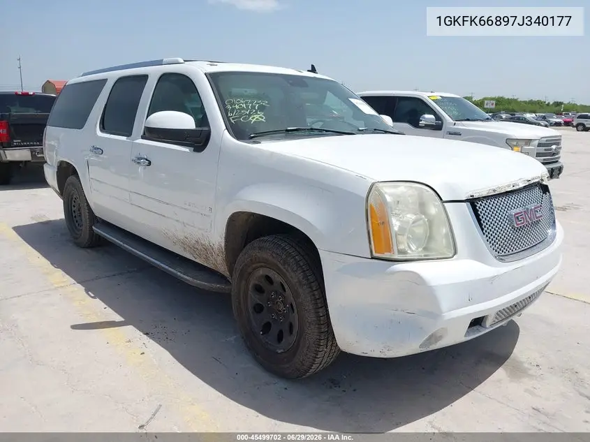 GMC Yukon (GMT900)