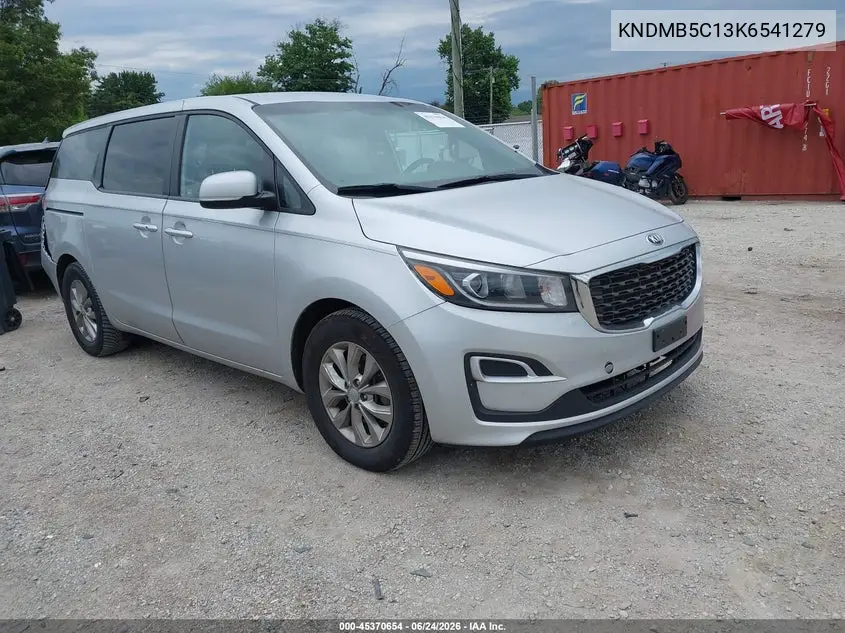 Kia Sedona (III)