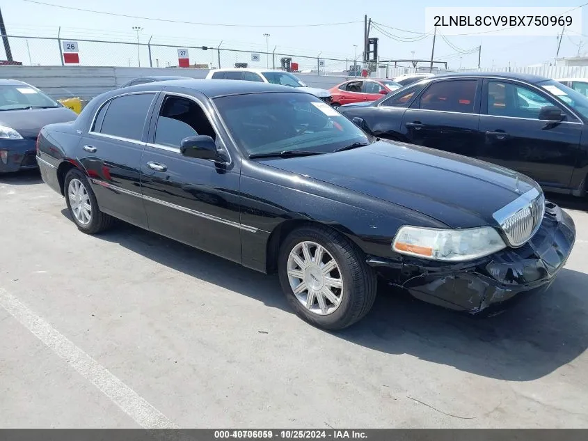 Lincoln Town Car (III)