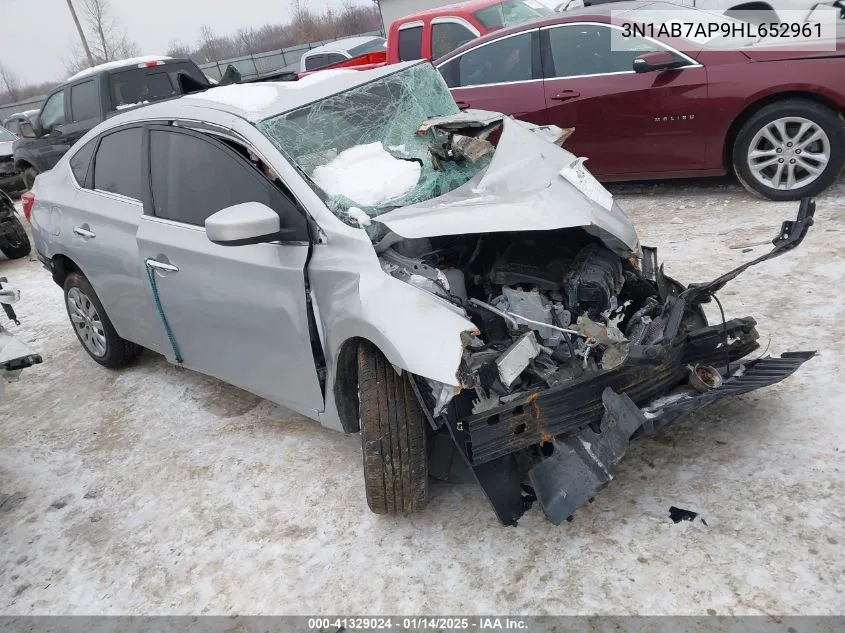 Nissan Sentra (B17)