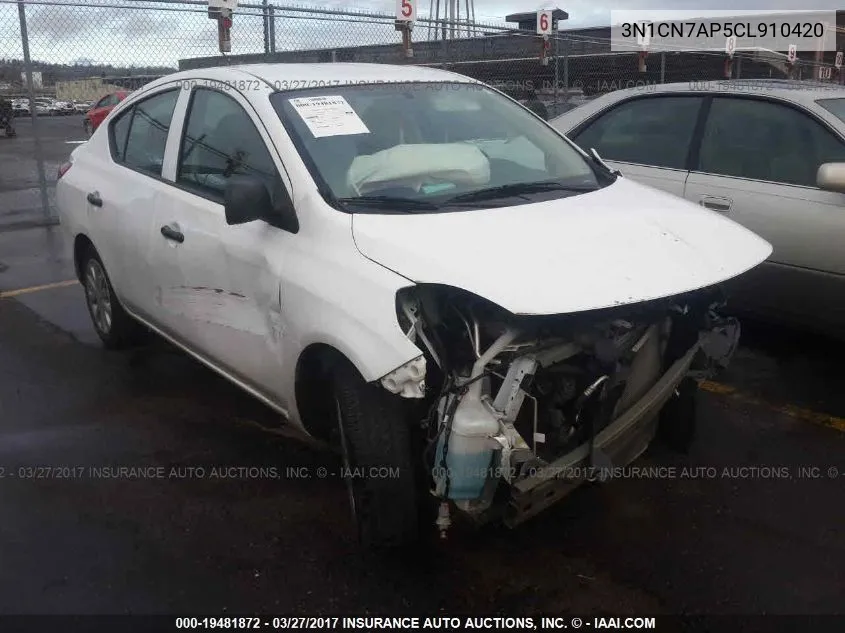 Nissan Versa (I)