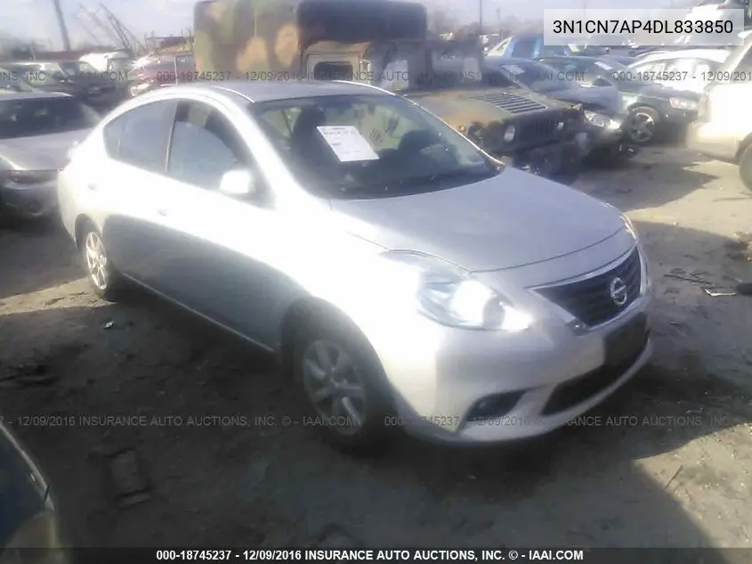 Nissan Versa (I)