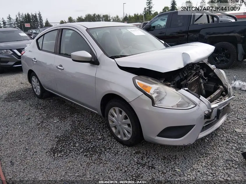 Nissan Versa (II)