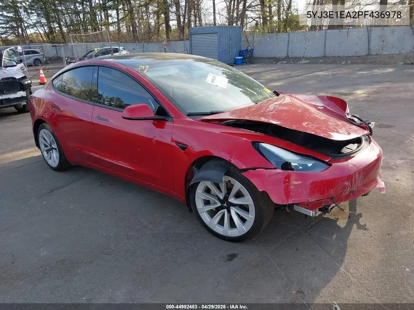 Tesla Model 3 (I)