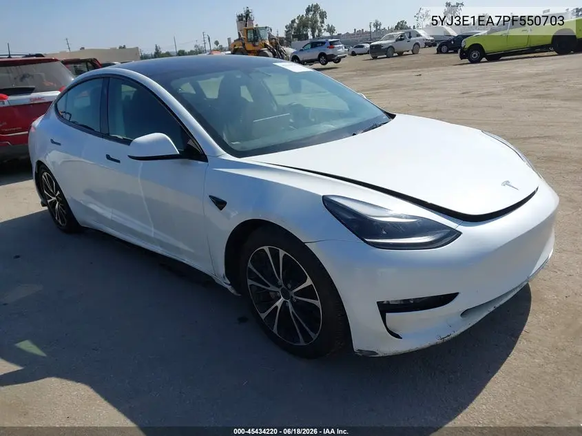Tesla Model 3 (I)