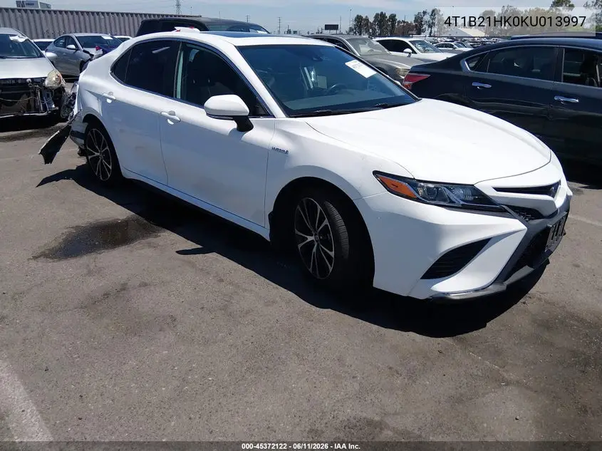 Toyota Camry (XV70)