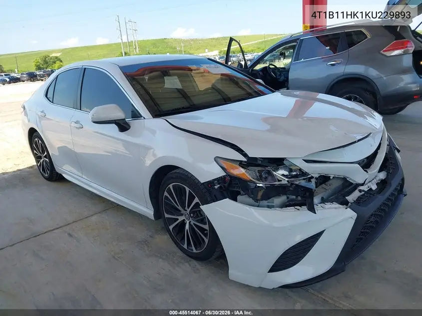 Toyota Camry (XV70)