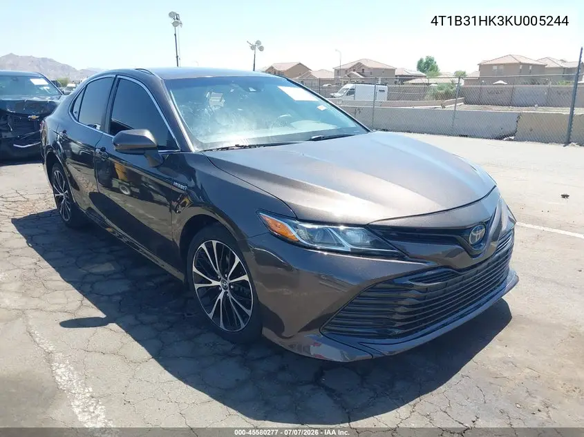 Toyota Camry (XV70)