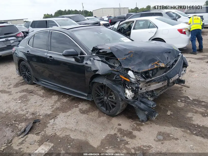 Toyota Camry (XV70)