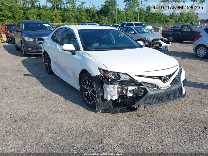 Toyota Camry (XV70)