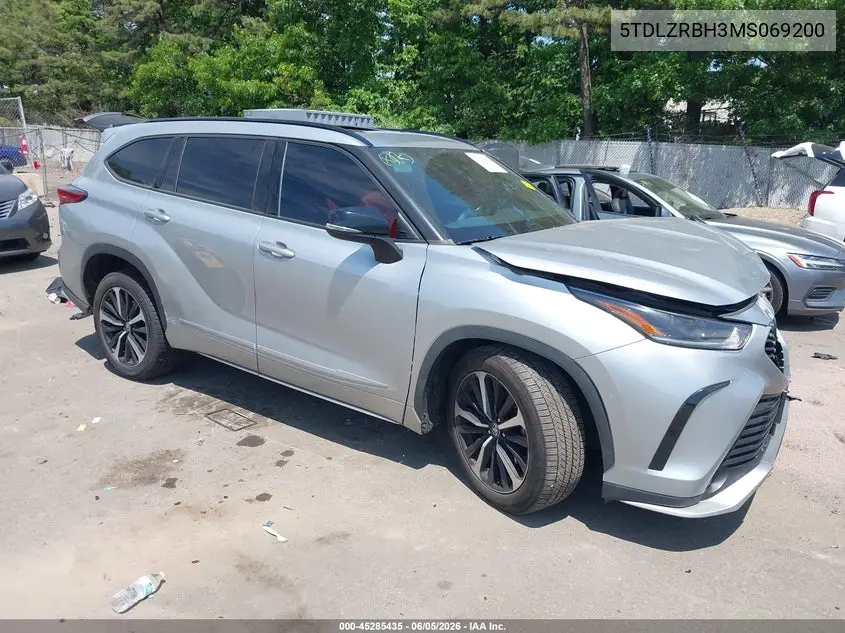 Toyota Highlander (U70)