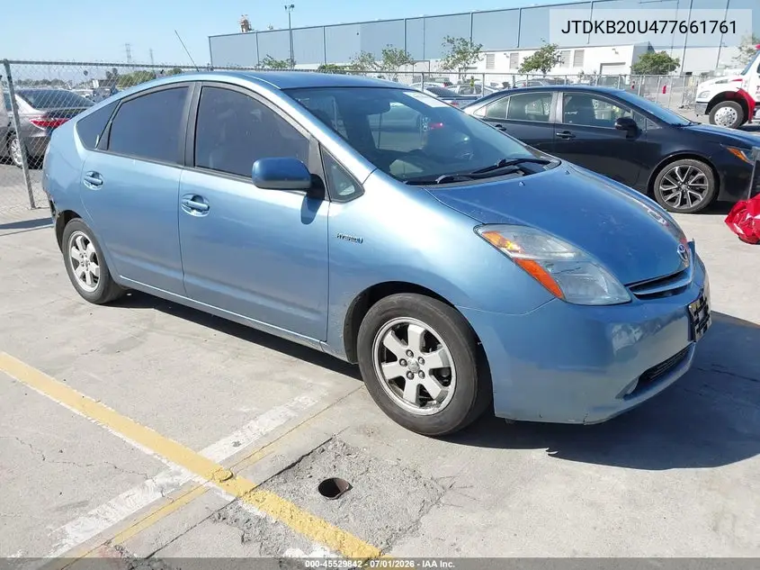 Toyota Prius (XW20)