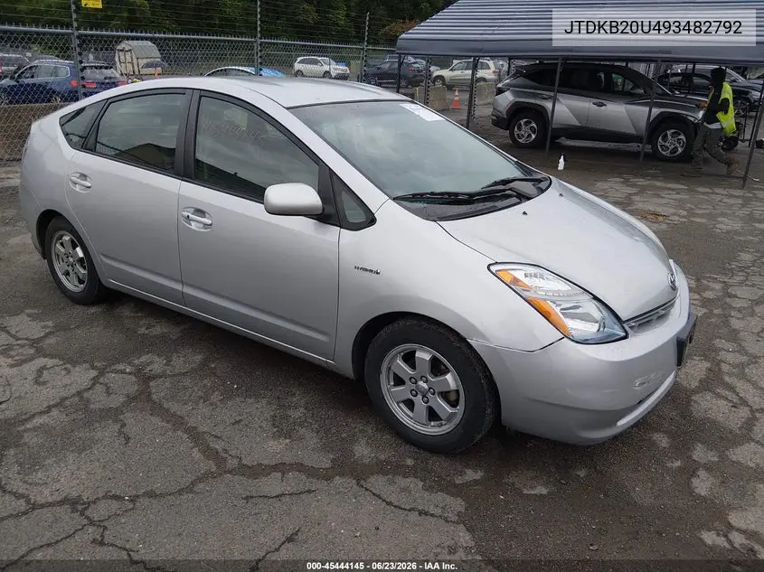 Toyota Prius (XW30)