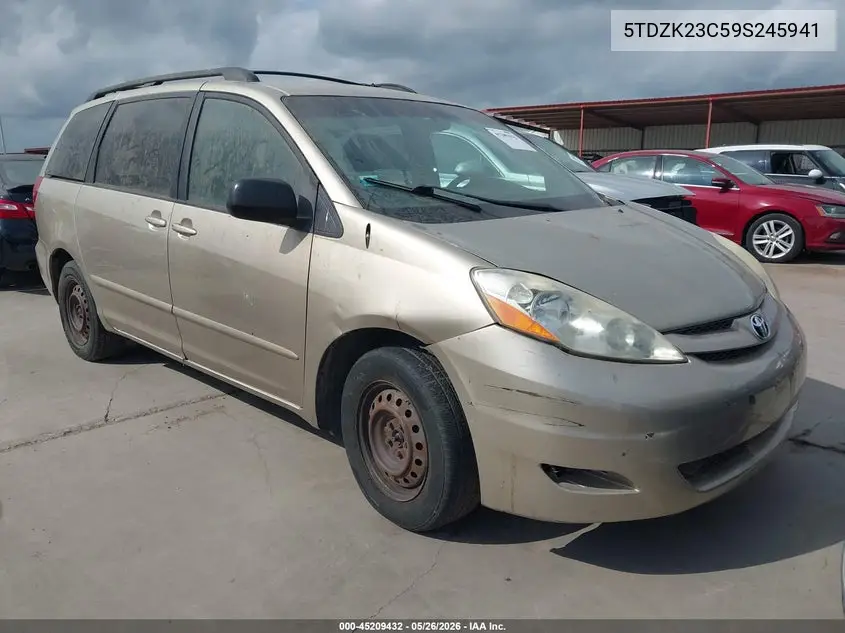 Toyota Sienna (II)